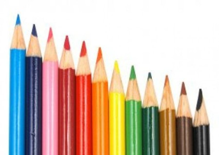 color-pencils-in-stairs_2965742